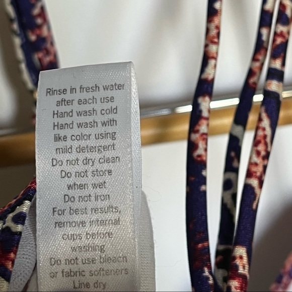 ATHLETA Aqualuxe Print Molded Bikini Size Small - Picture 8 of 10